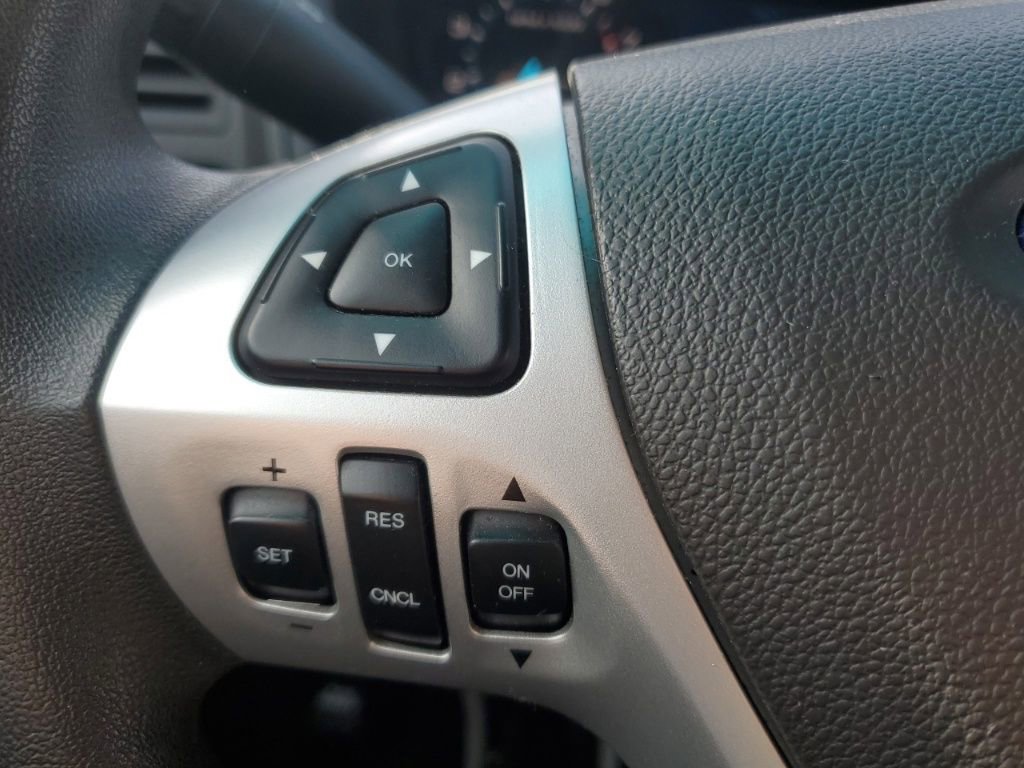 Used 2014 Ford Explorer FWD image 18