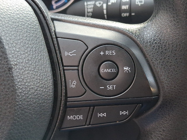 Certified 2025 Toyota RAV4 XLE AWD/4WD image 22