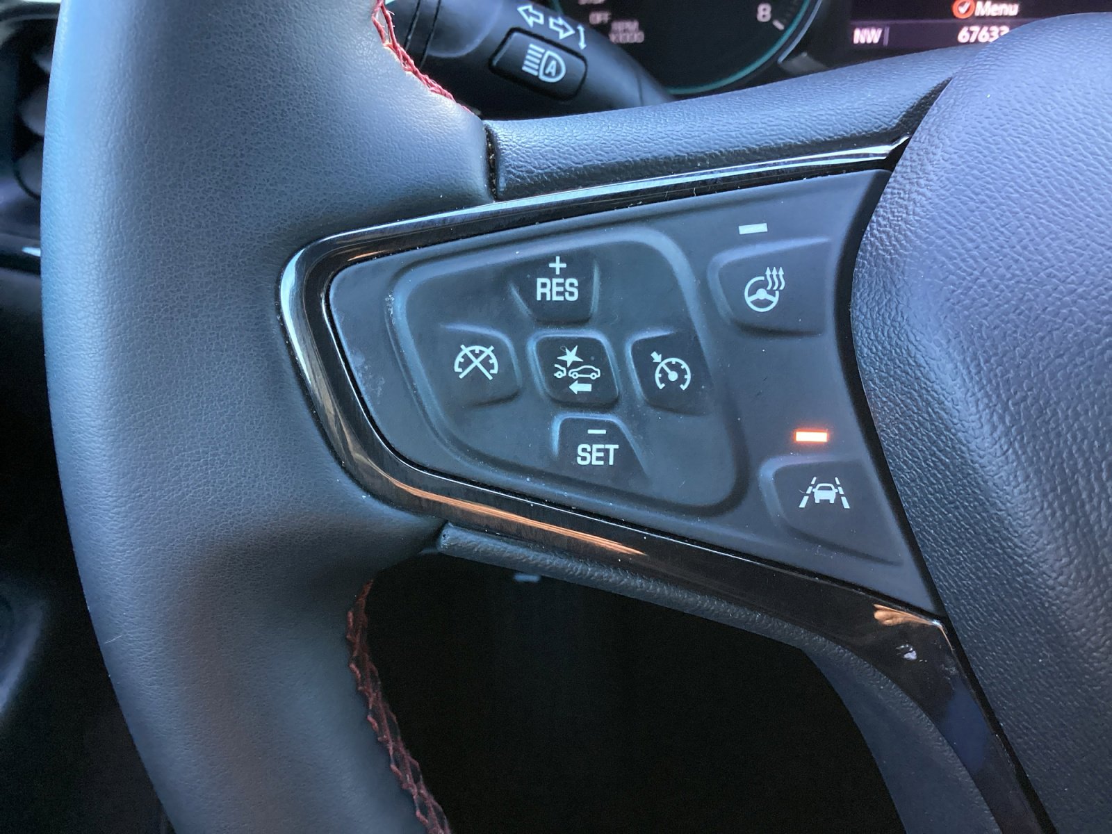 Used 2023 Chevrolet Equinox RS image 19