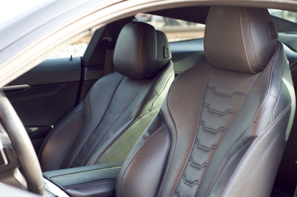 Used 2019 BMW M850i xDrive MSRP$115105/Heated&CooledSeats w/ Comfort Seating Package image 18