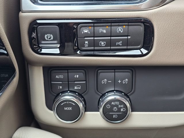 New 2026 GMC Yukon Denali AWD/4WD image 34