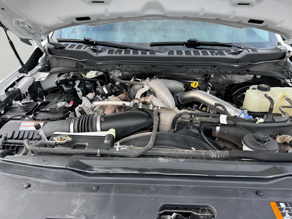 Used 2024 Ford F250 Lariat AWD/4WD image 9