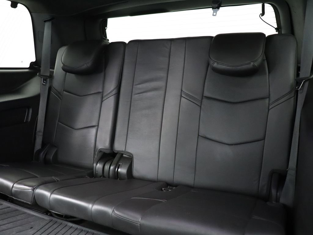 Used 2019 Cadillac Escalade Platinum image 34