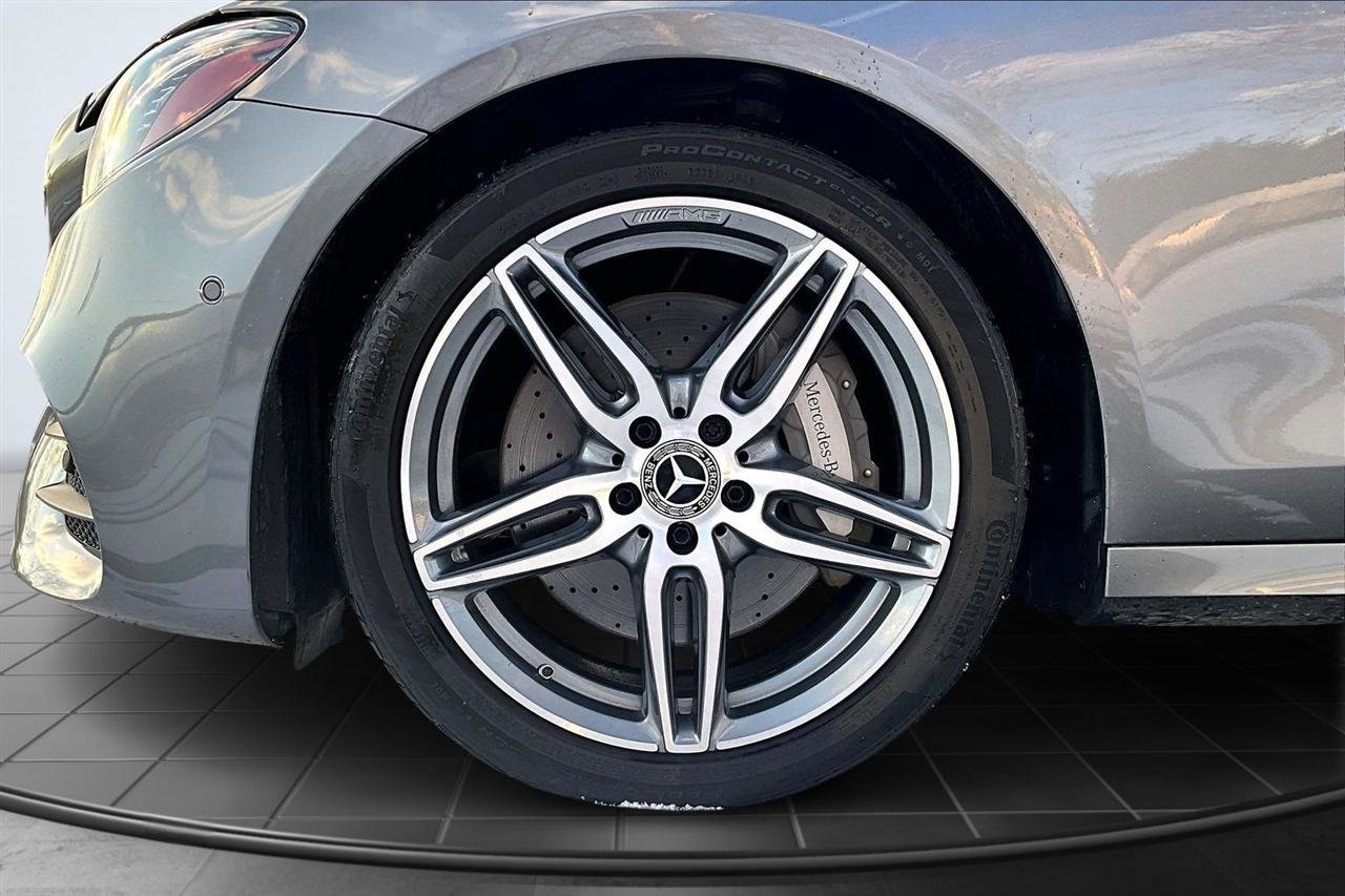 Used 2018 Mercedes-Benz E 300 4MATIC w/ Premium 1 Package image 34