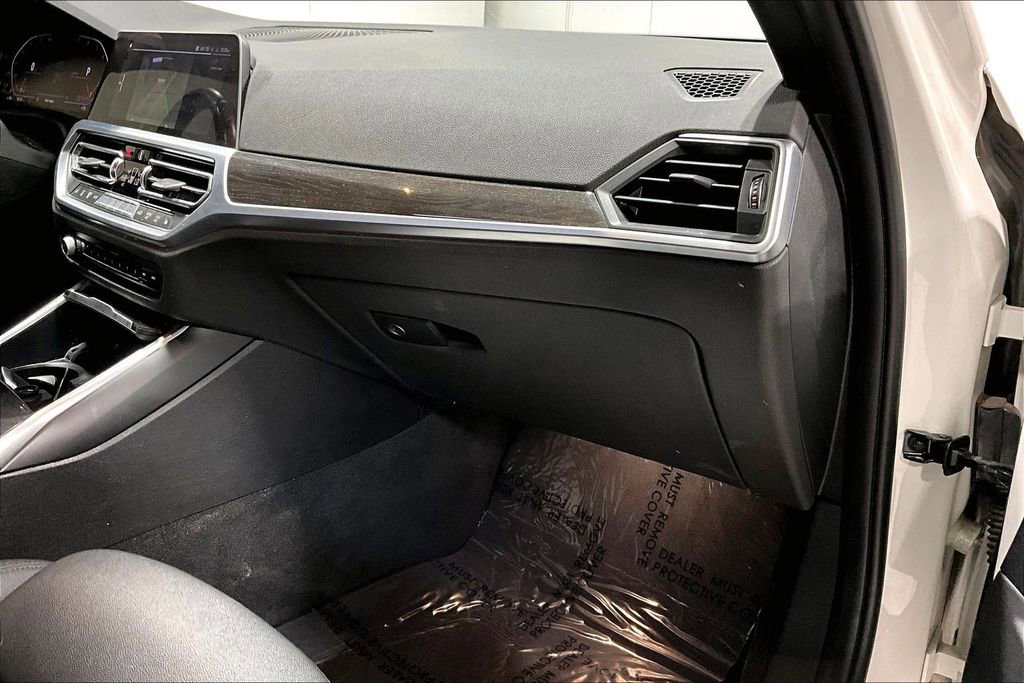 Used 2020 BMW 330i xDrive Sedan AWD/4WD image 19