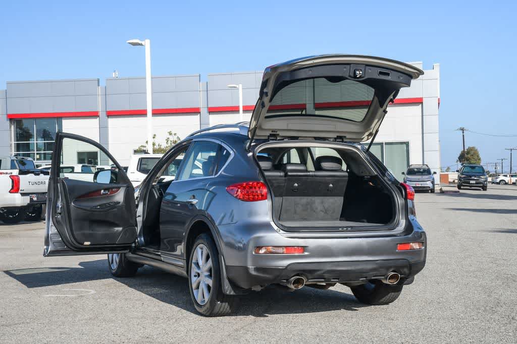 Used 2017 INFINITI QX50 2WD w/ Premium Plus Package image 26