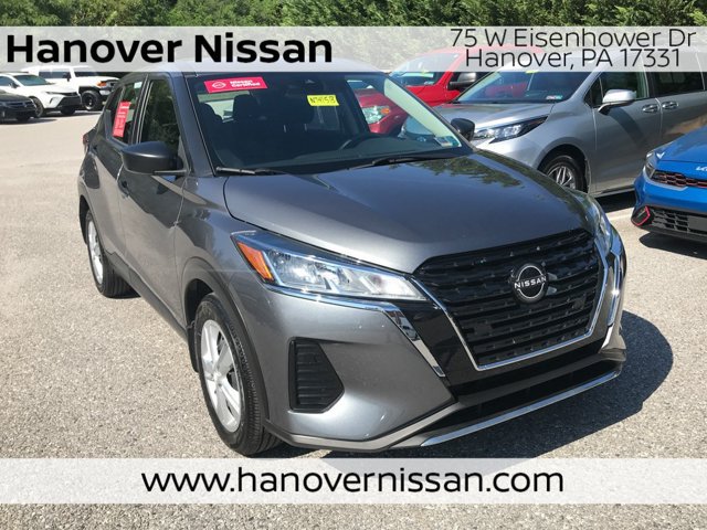 Certified 2025 Nissan Kicks Play S