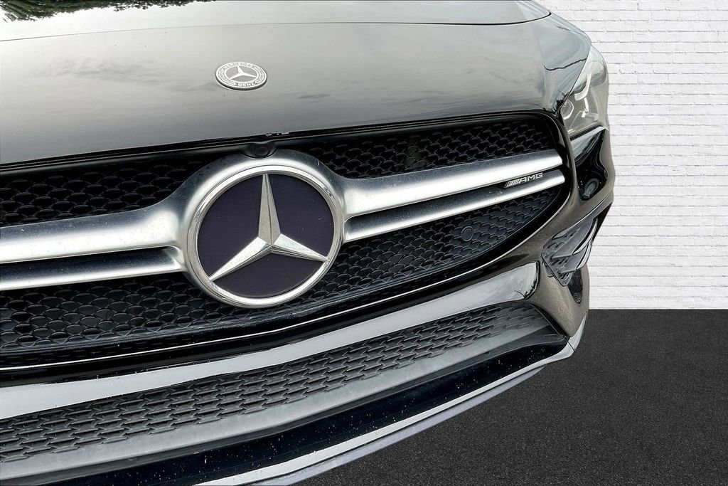 Used 2021 Mercedes-Benz CLA 35 AMG 4MATIC image 31