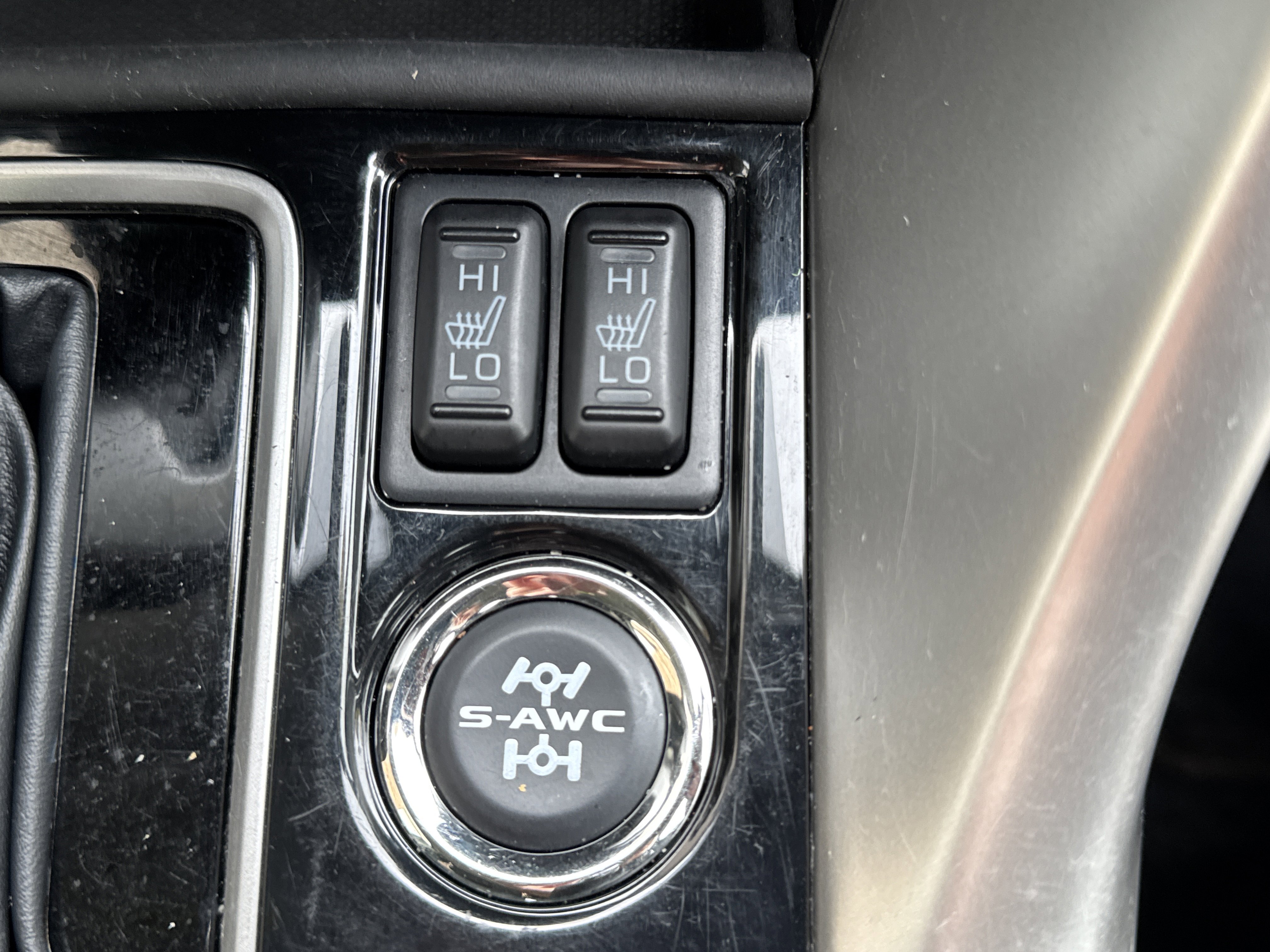 Used 2022 Mitsubishi Eclipse Cross LE image 14