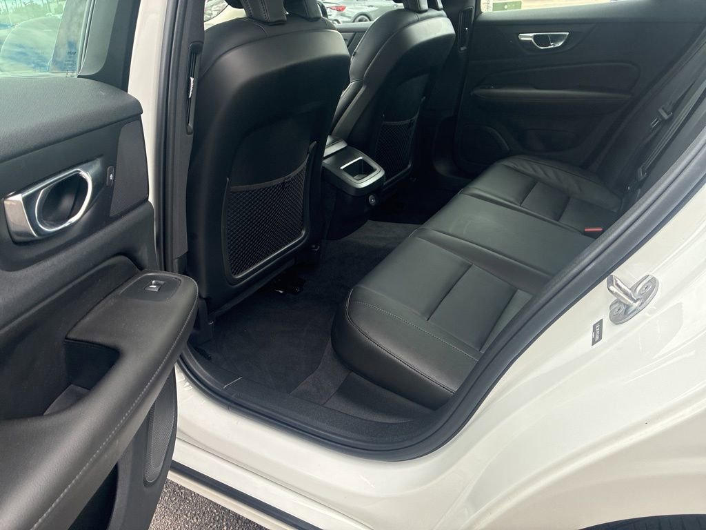 Used 2023 Volvo S60 B5 Core w/ Climate Package FWD image 6