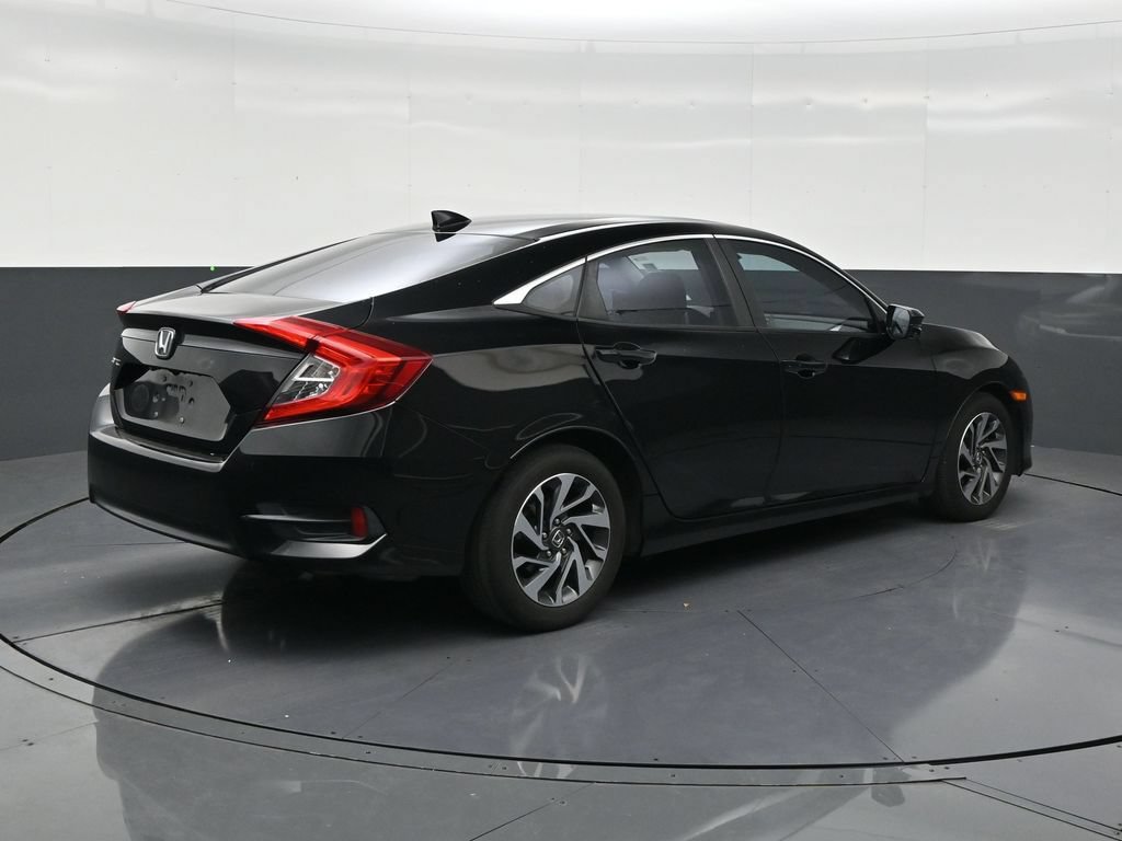 Used 2017 Honda Civic EX image 5