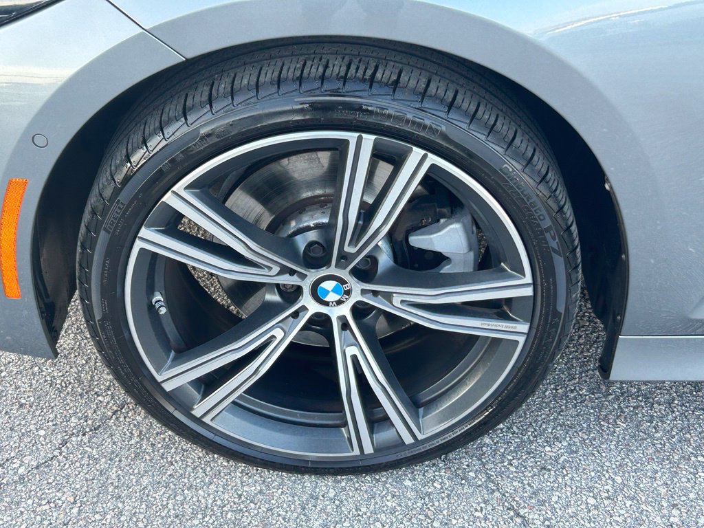 Used 2024 BMW 330i Sedan w/ Convenience Package RWD image 19