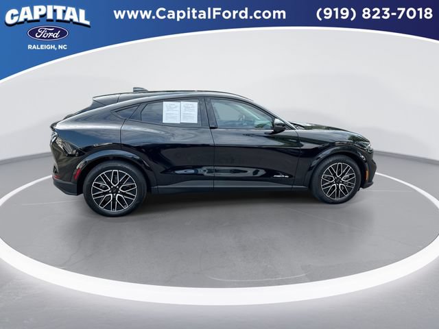 Certified 2025 Ford Mustang Mach-E Premium AWD/4WD image 9