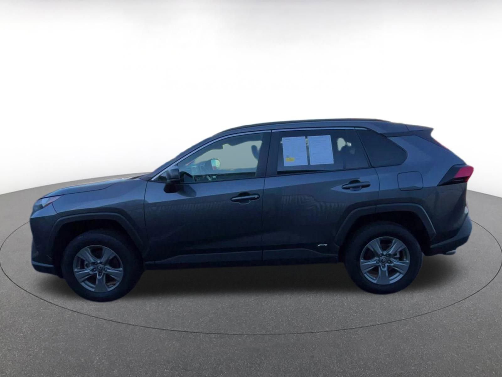Used 2025 Toyota RAV4 LE image 8