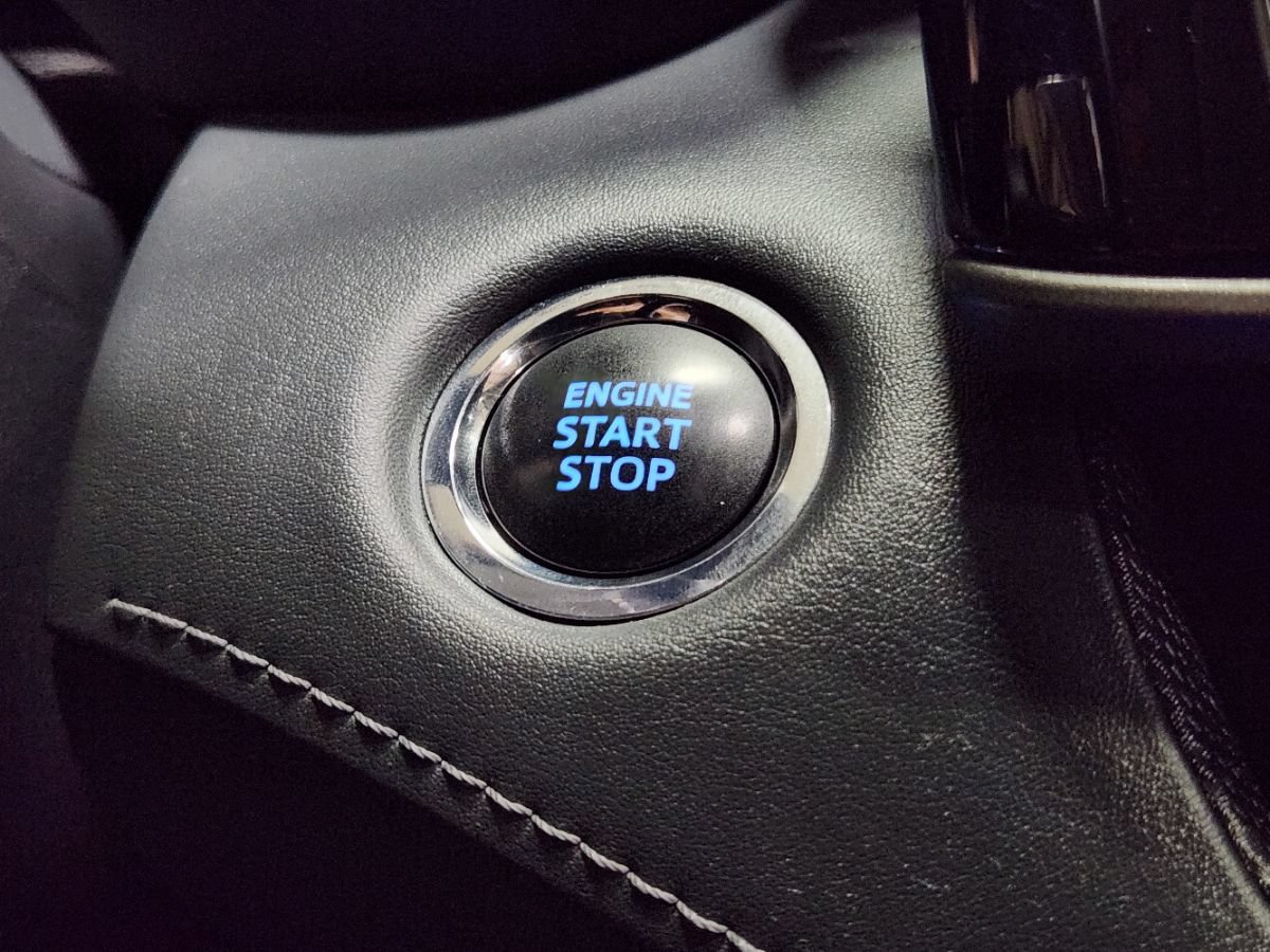 Used 2022 Toyota Highlander XLE FWD image 35