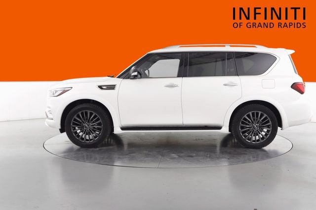Used 2024 INFINITI QX80 Sensory image 6