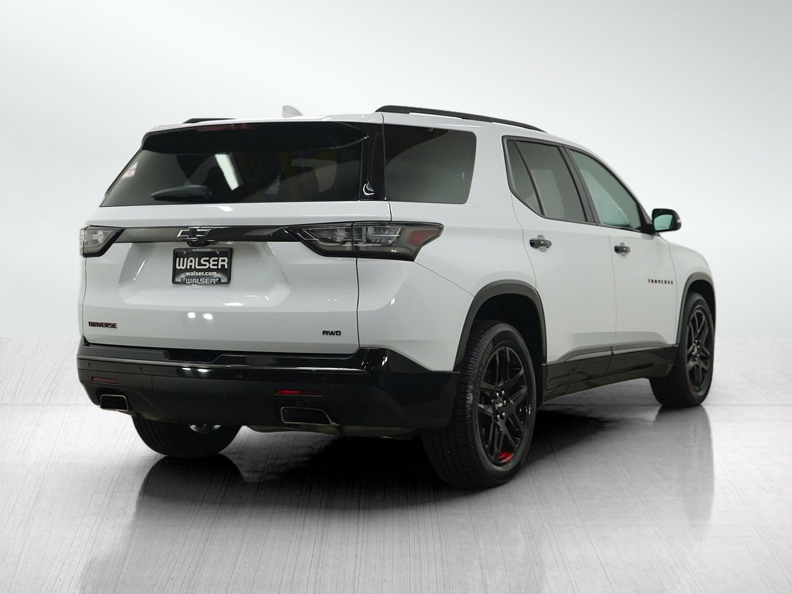 Used 2021 Chevrolet Traverse Premier w/ Redline Edition AWD/4WD image 5