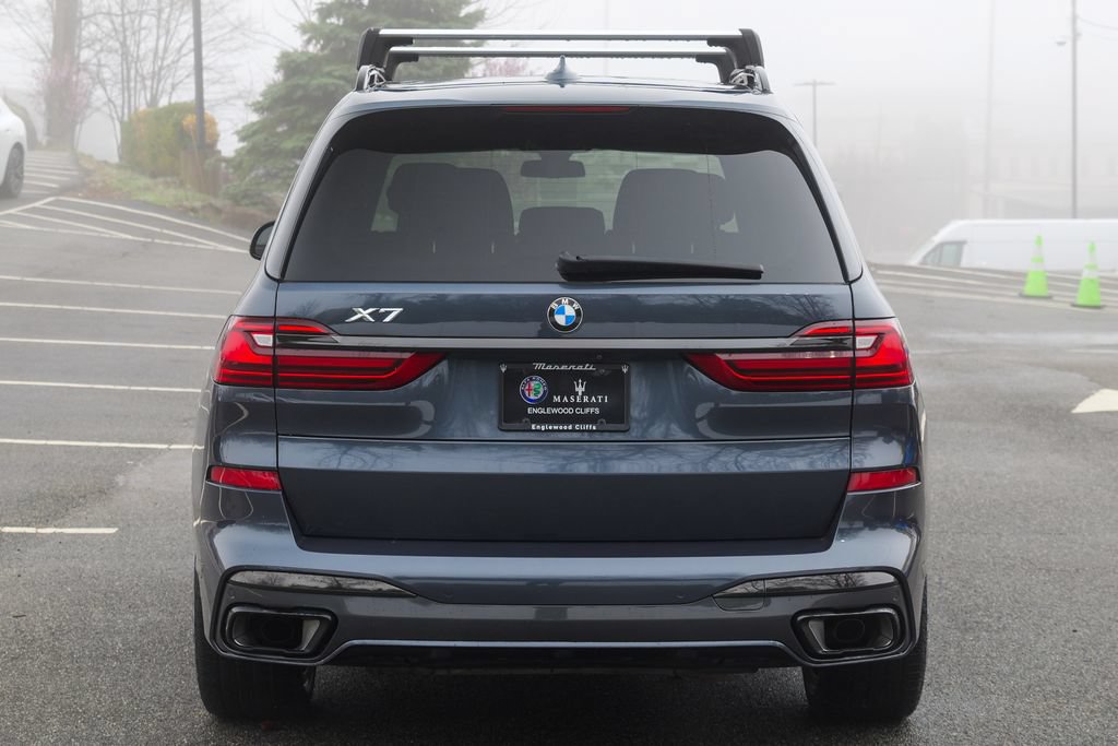 Used 2021 BMW X7 xDrive40i w/ M Sport Package AWD/4WD image 6