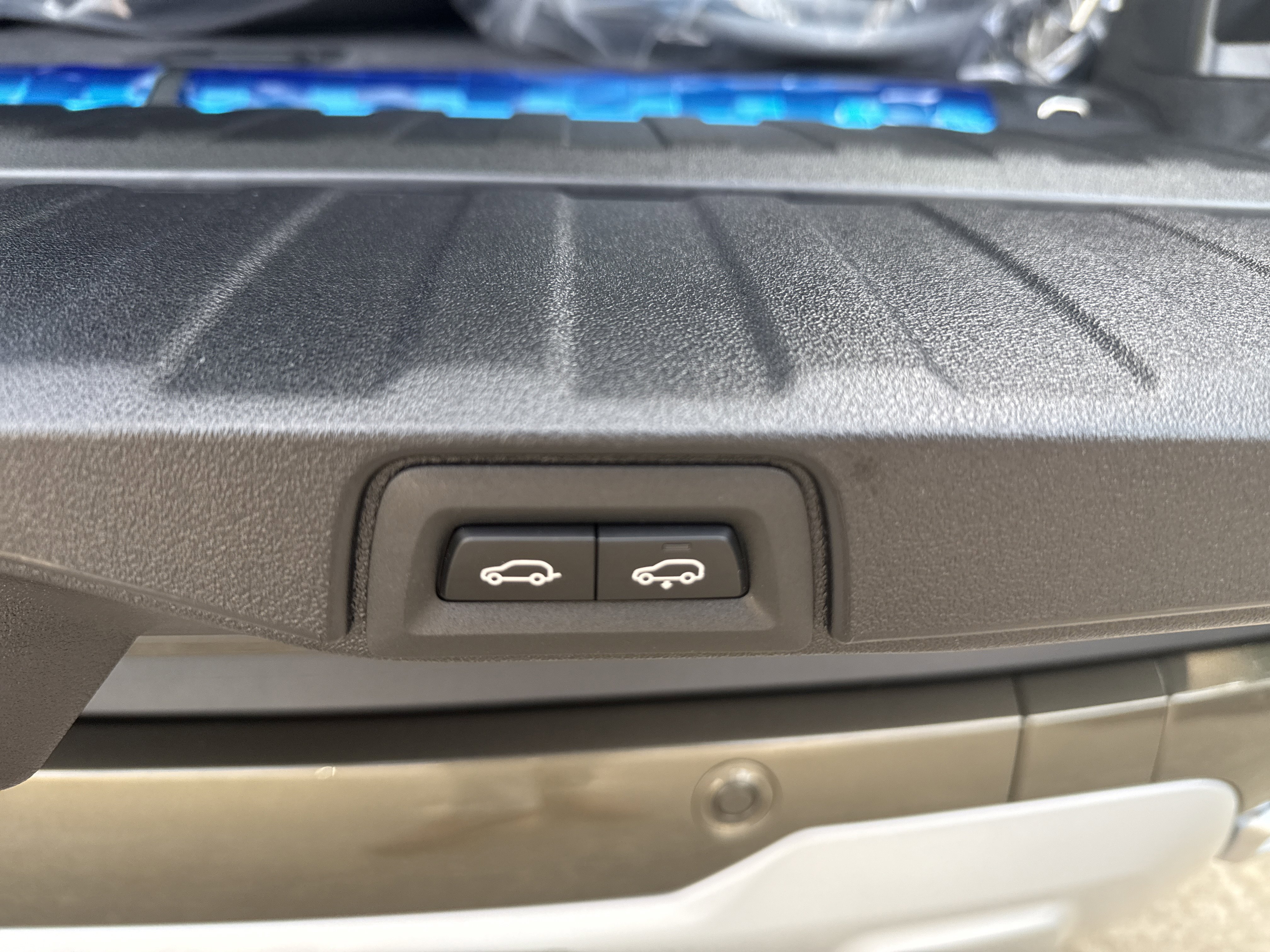 New 2026 BMW X5 xDrive50e w/ Climate Comfort Package image 26