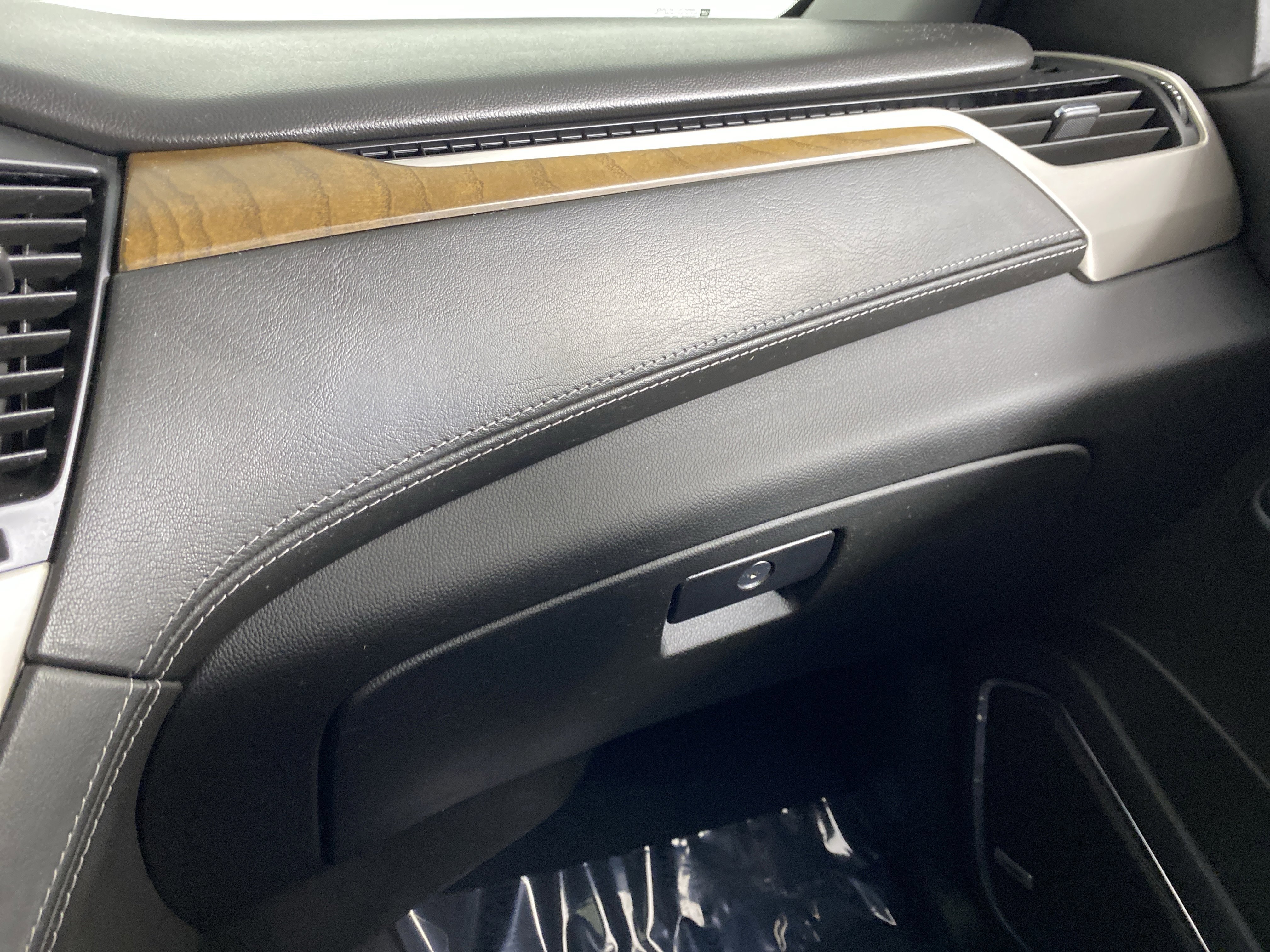 Used 2019 GMC Yukon Denali w/ Denali Ultimate Package image 31