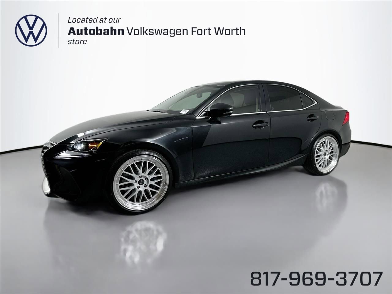 Used 2020 Lexus IS 300 image 1