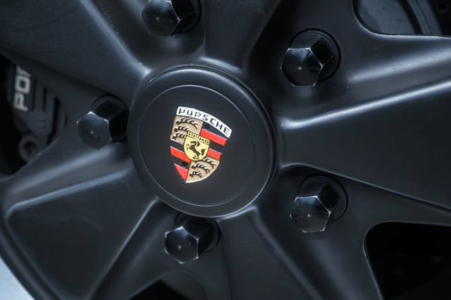 Used 1989 Porsche 911 Carrera RWD image 31