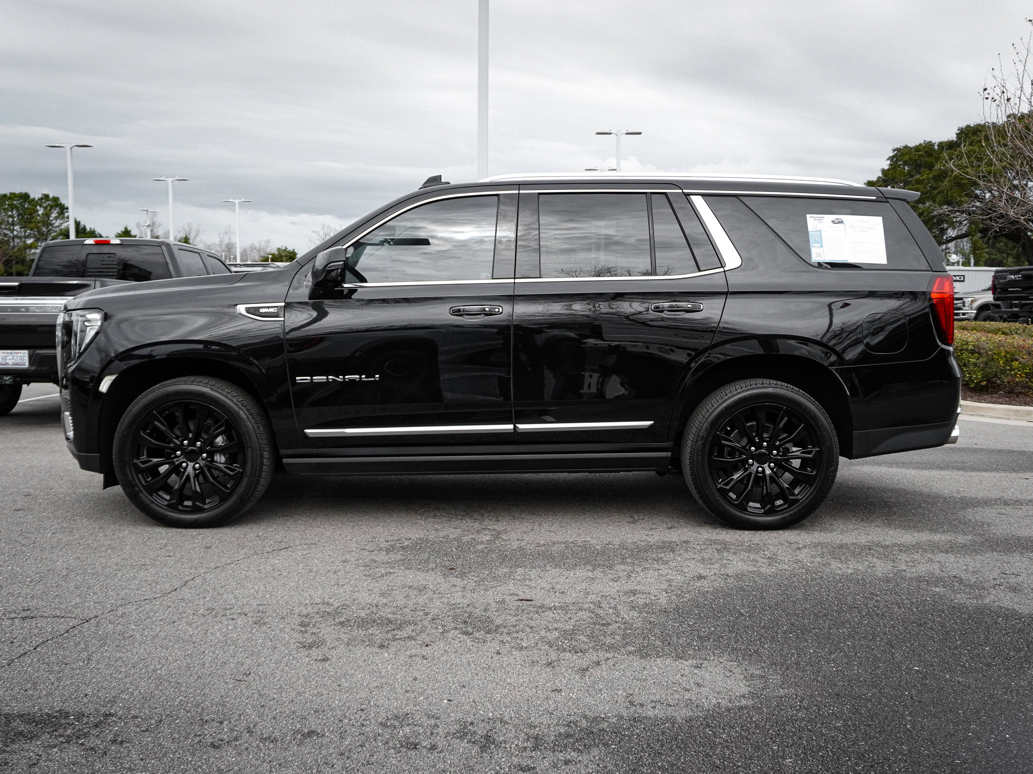 Used 2022 GMC Yukon Denali image 7