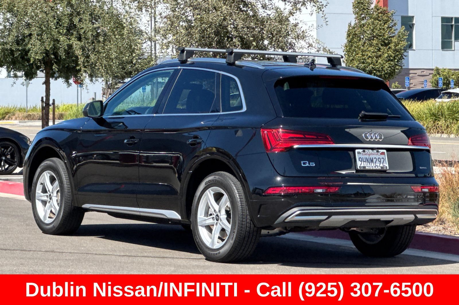 Used 2023 Audi Q5 2.0T Premium w/ Convenience Package AWD/4WD image 6