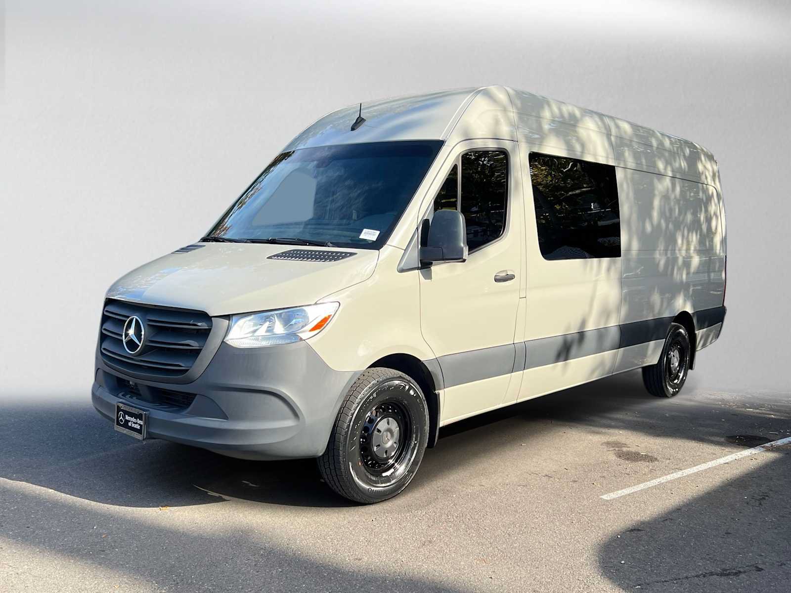 Used 2024 Mercedes-Benz Sprinter 2500 image 7