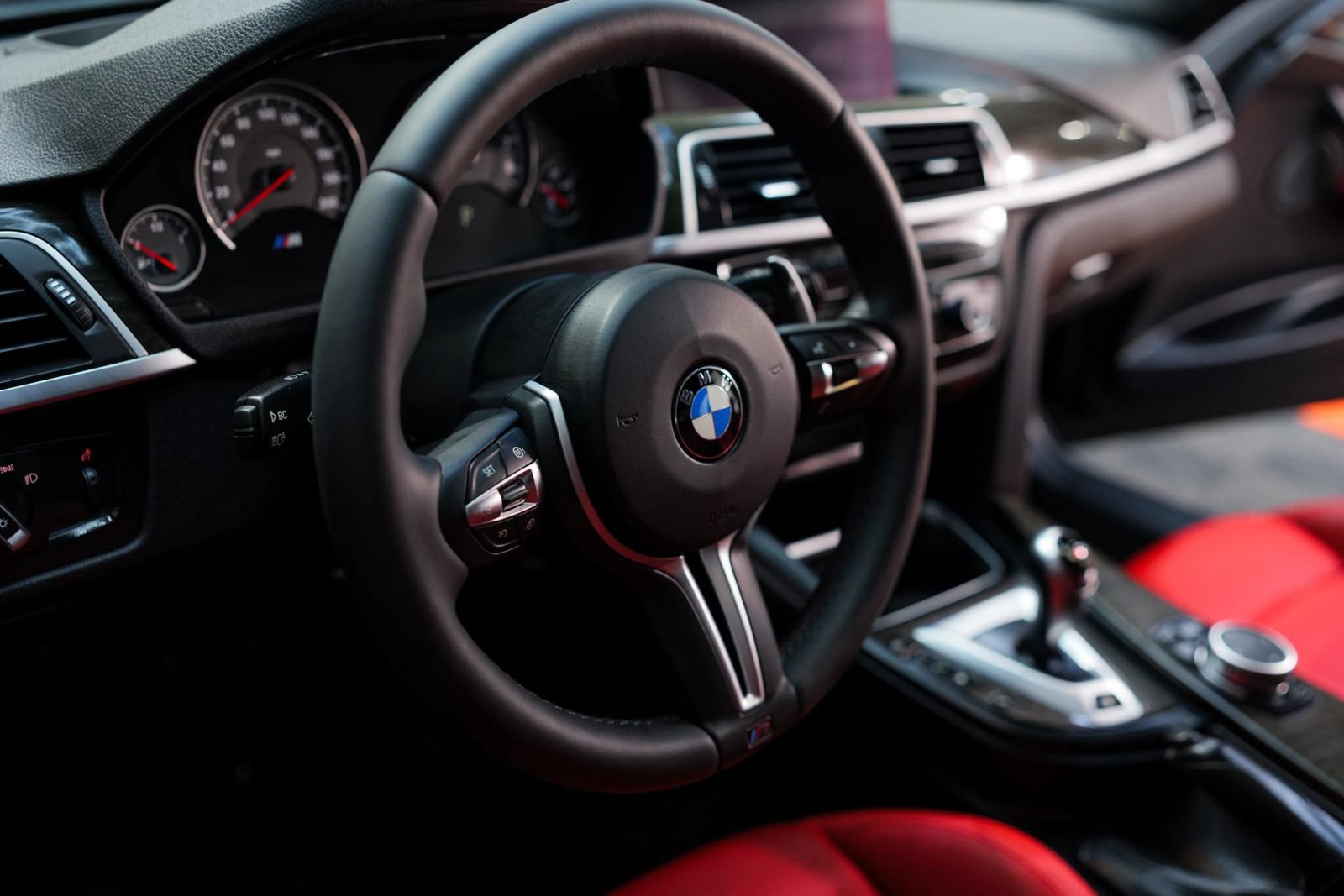 Used 2017 BMW M3 RWD image 20