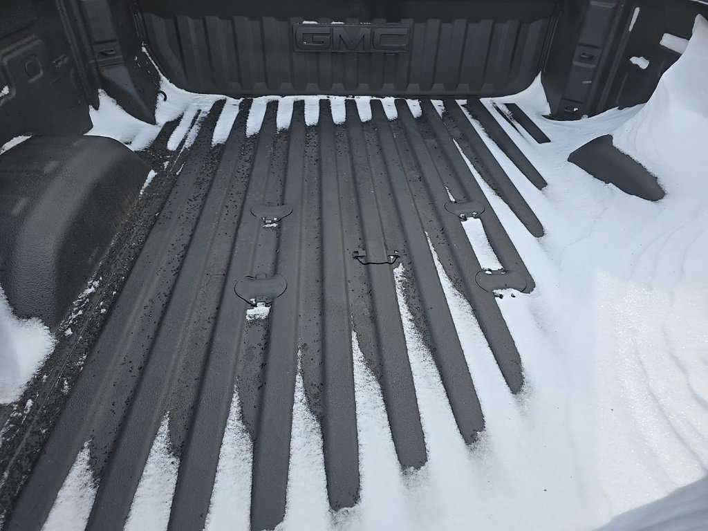 Used 2025 GMC Sierra 2500 AT4 w/ AT4 Premium Plus Package image 5