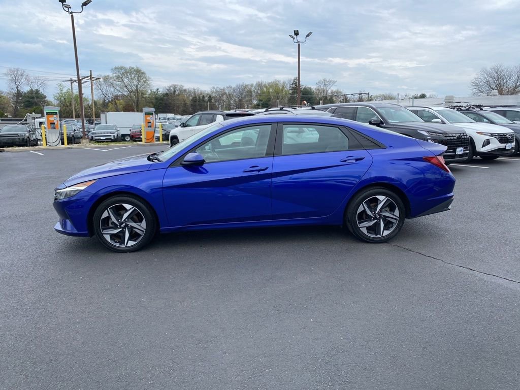 Certified 2023 Hyundai Elantra SEL w/ Convenience Package image 6