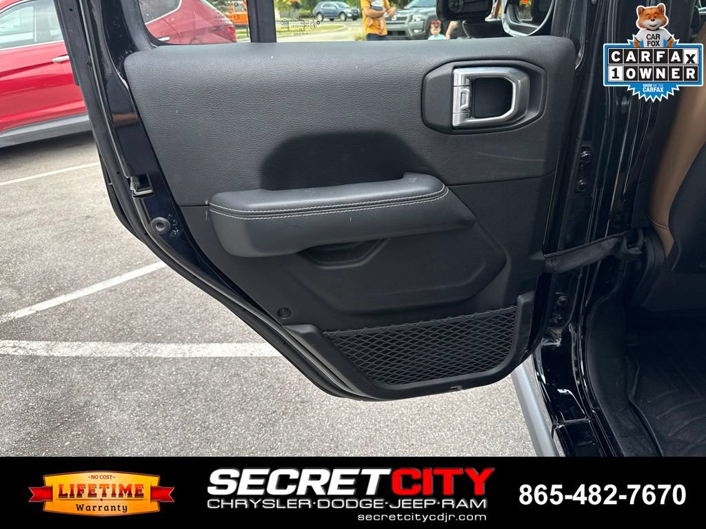 Used 2021 Jeep Wrangler Unlimited Rubicon AWD/4WD image 23