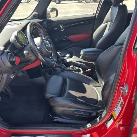 Used 2017 MINI Cooper S image 2