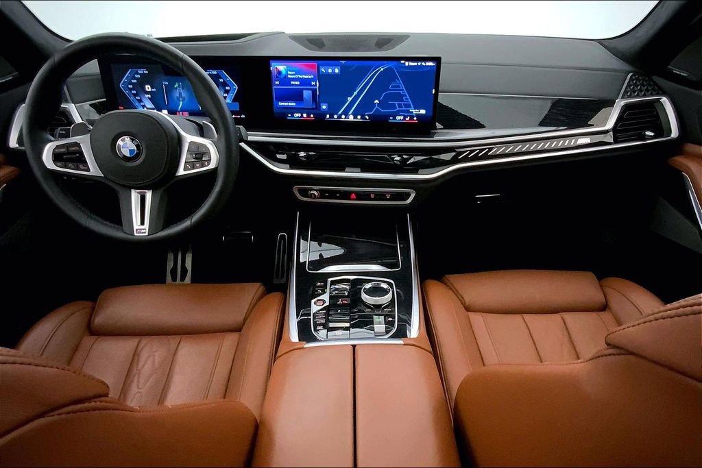 Certified 2025 BMW X7 M60i image 16