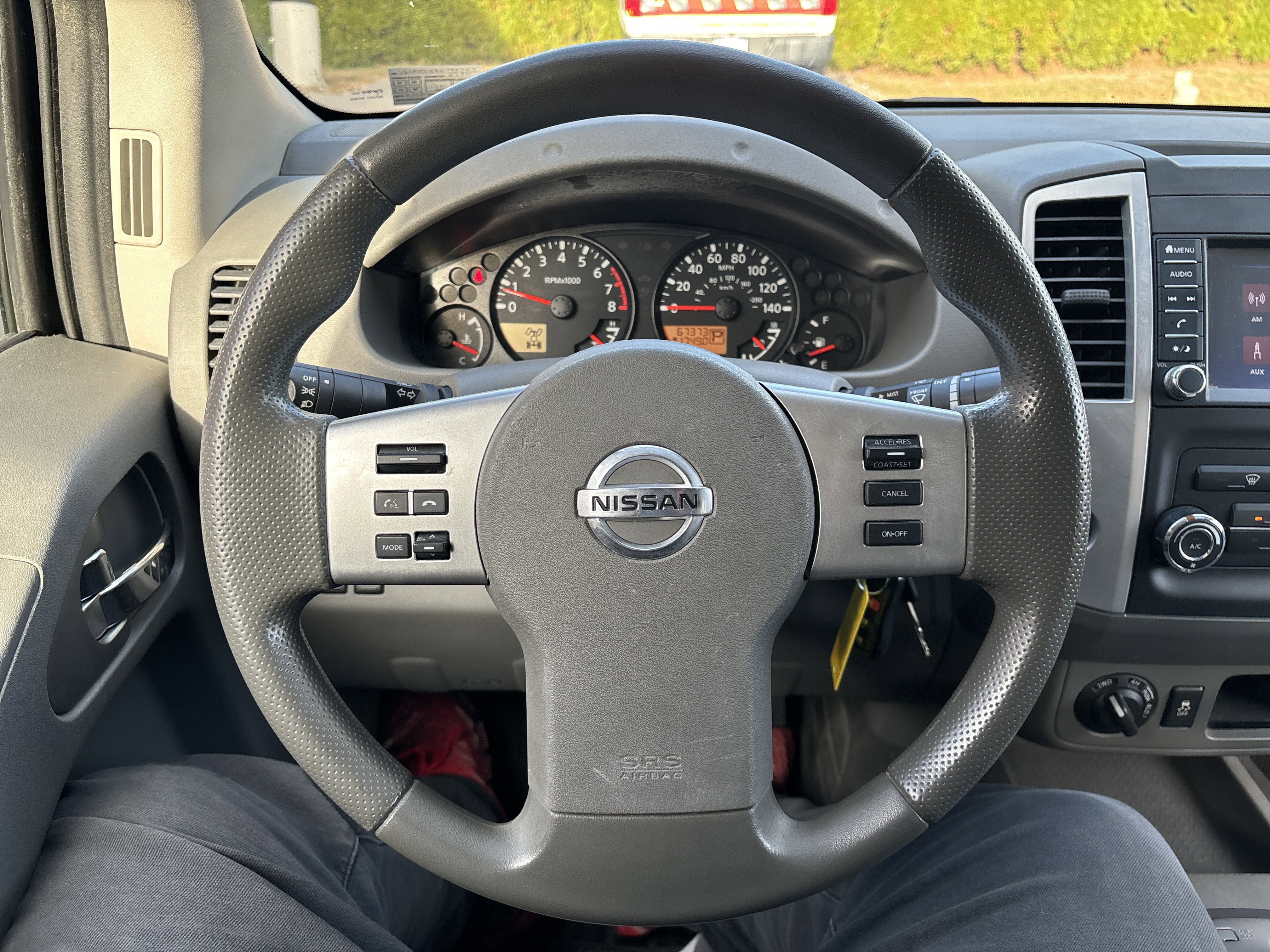 Used 2019 Nissan Frontier SV image 17