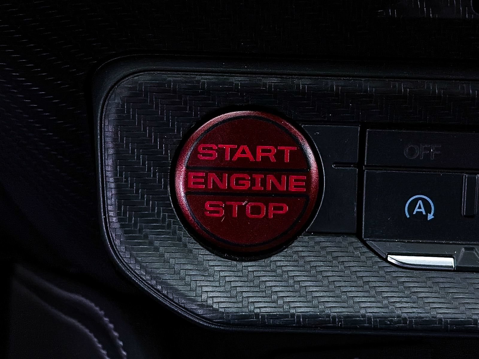 Used 2025 Ford Mustang GT Premium RWD image 33