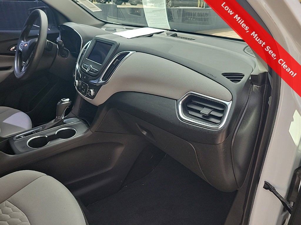 Used 2020 Chevrolet Equinox LS w/ LS Convenience Package image 39