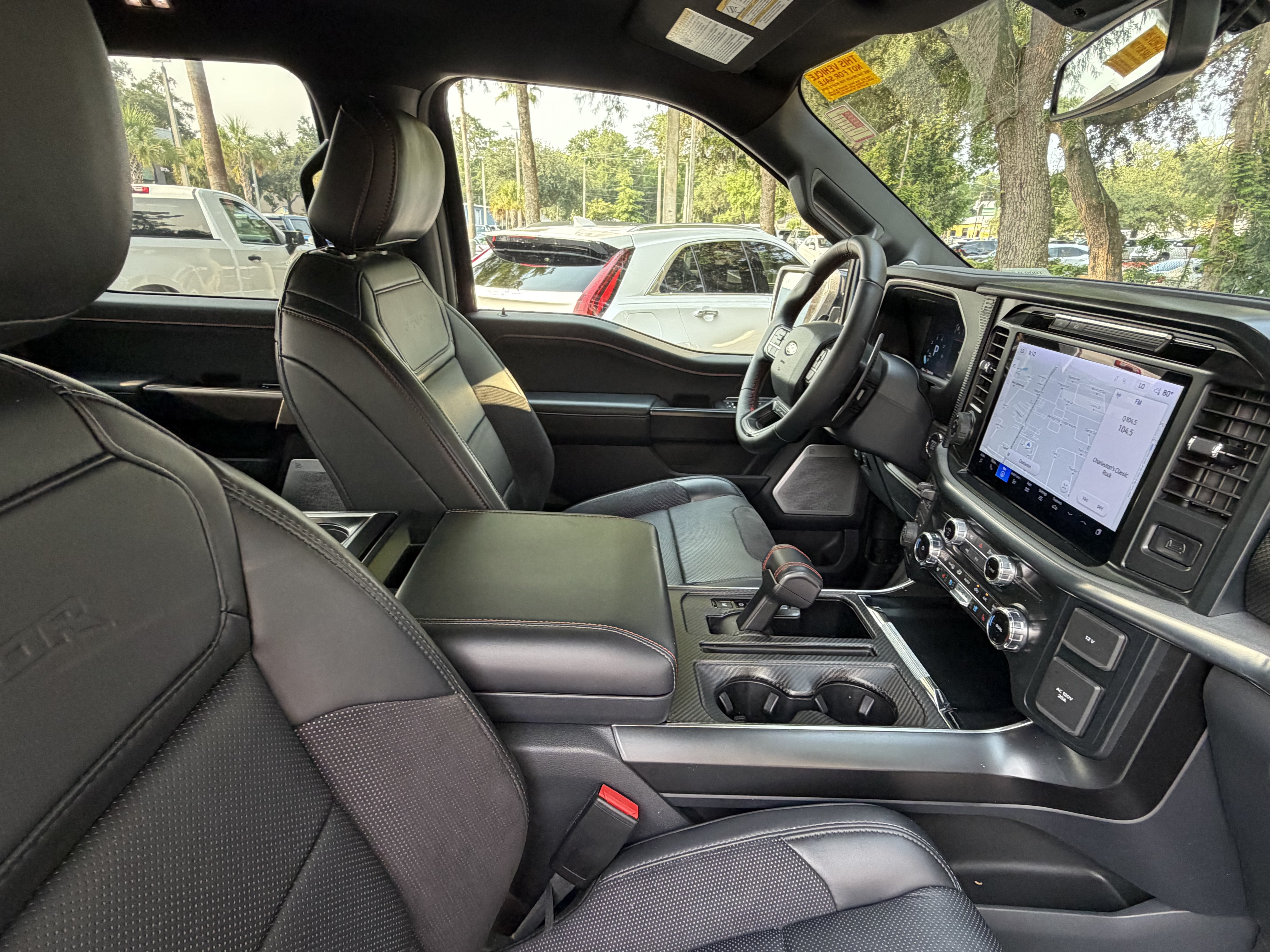 Used 2025 Ford F150 Raptor AWD/4WD image 45