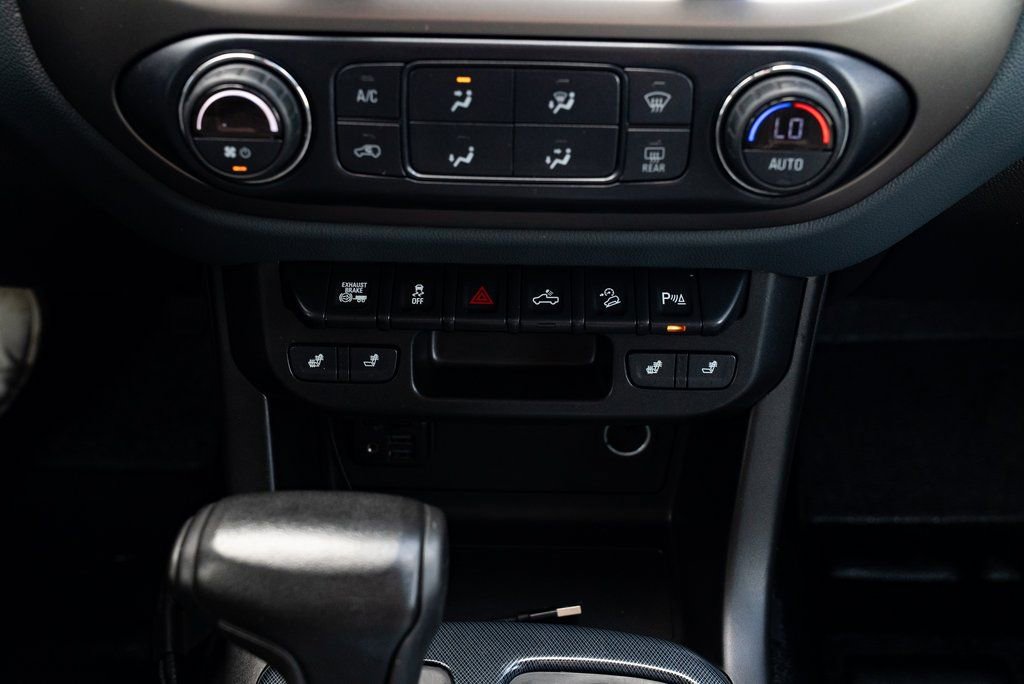 Used 2020 Chevrolet Colorado Z71 image 17