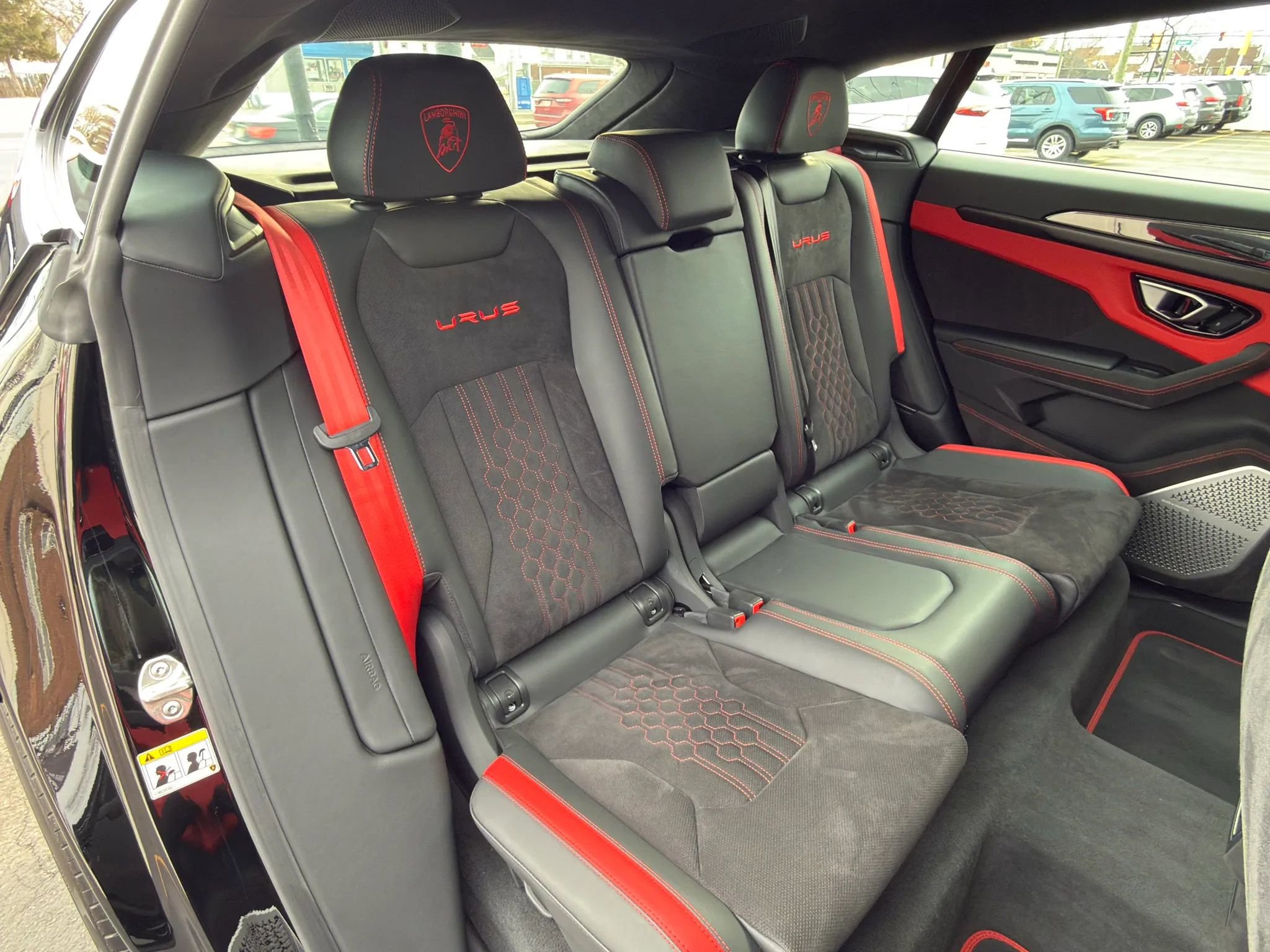 Used 2024 Lamborghini Urus S image 64
