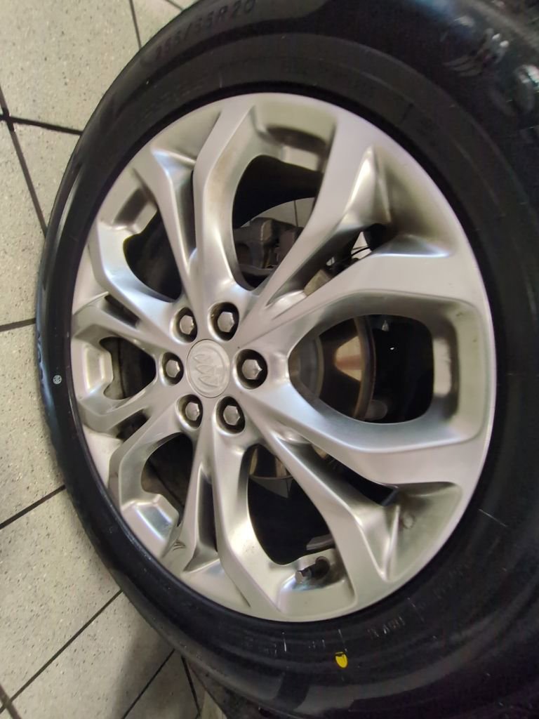 Used 2020 Buick Enclave Avenir w/ Avenir Technology Package image 31