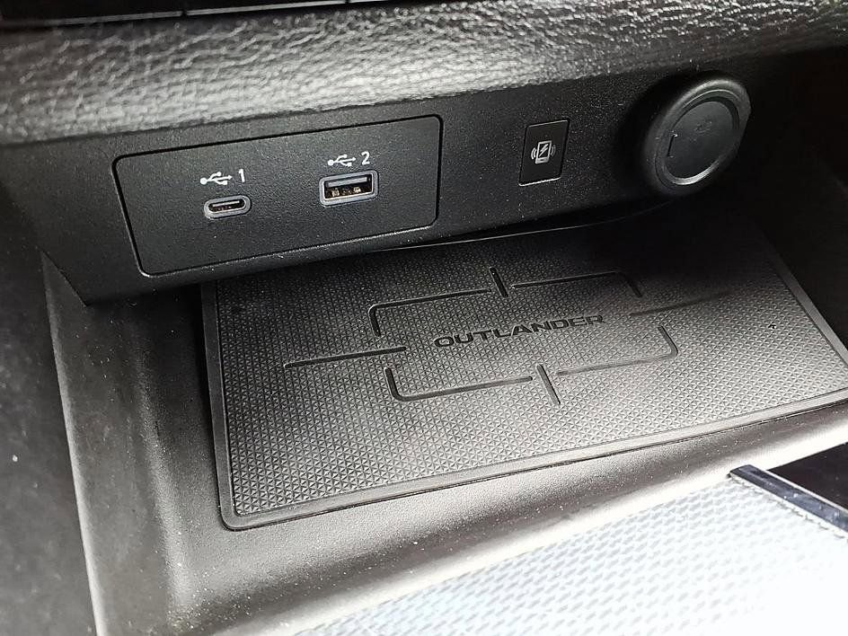 Used 2022 Mitsubishi Outlander SEL AWD/4WD image 28