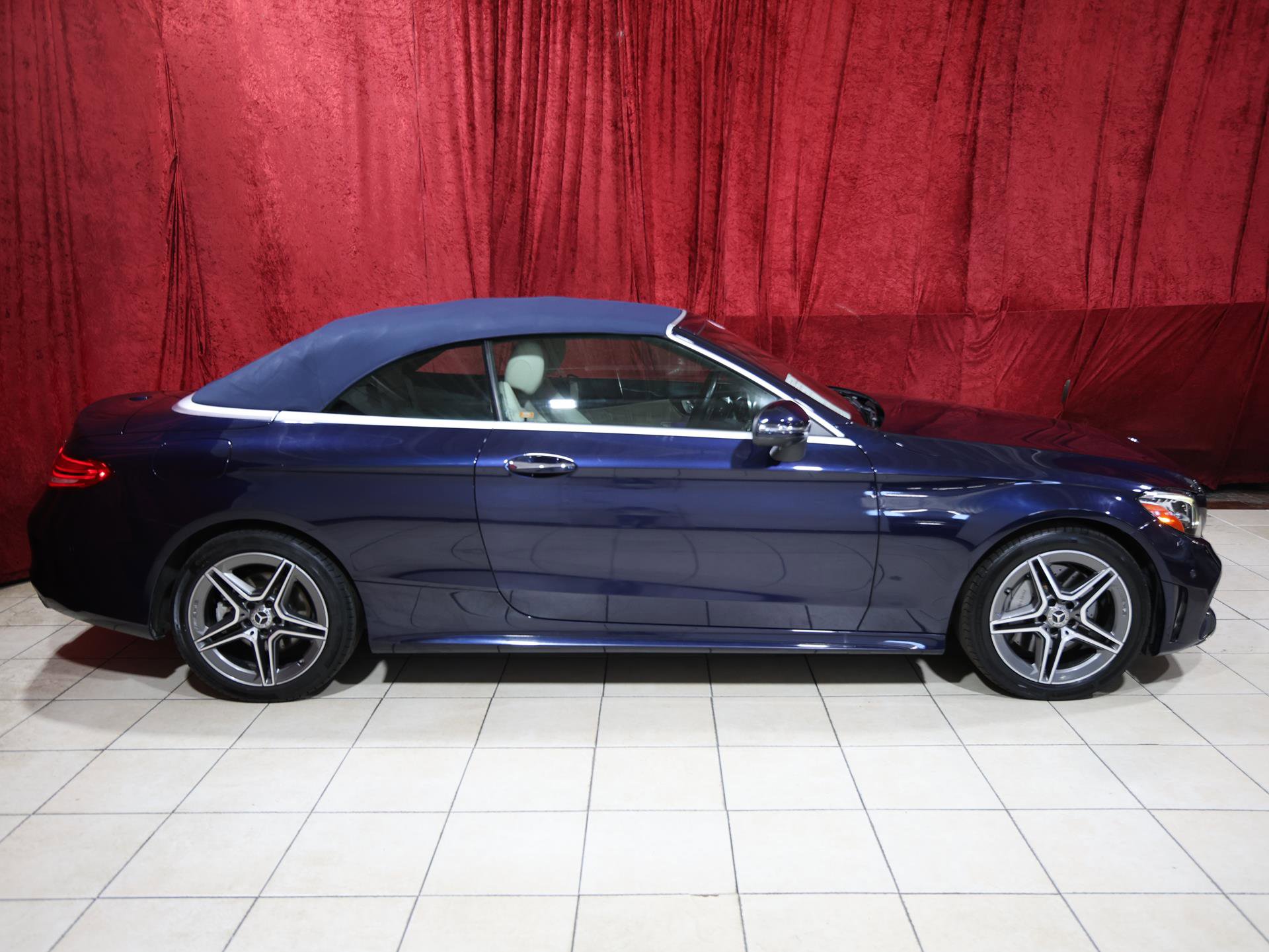 Used 2019 Mercedes-Benz C 300 4MATIC Cabriolet image 9