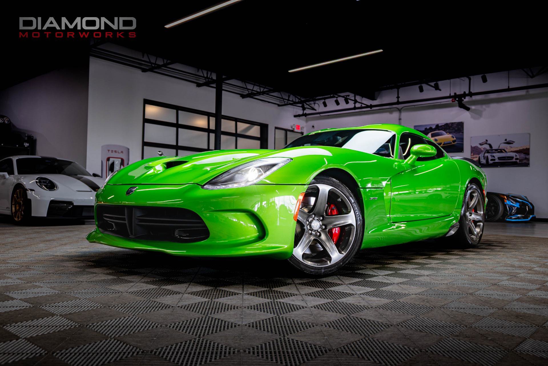 Used 2014 SRT Viper GTS RWD image 29