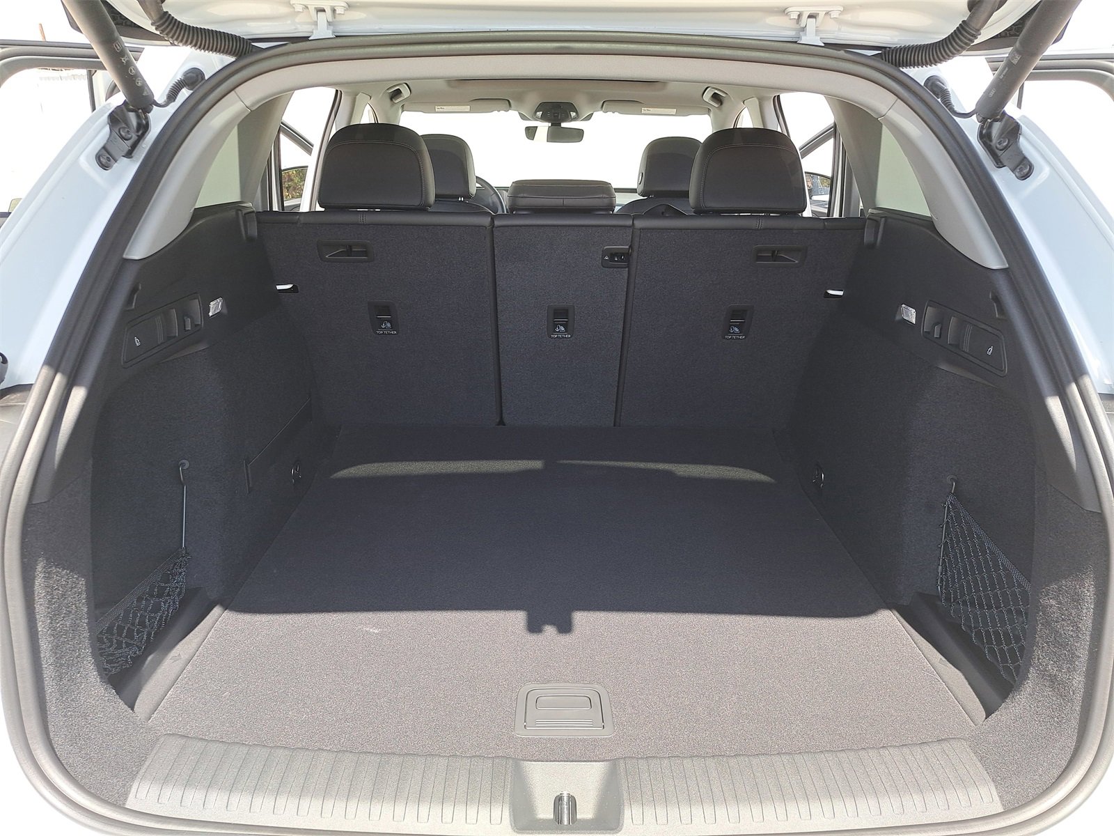 New 2025 Audi Q6 e-tron Premium image 12