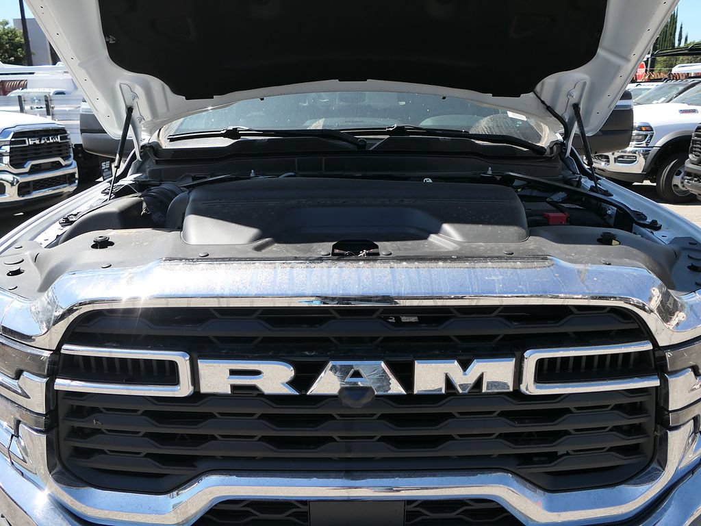 New 2026 RAM 3500 Tradesman w/ Chrome Appearance Group A AWD/4WD image 28