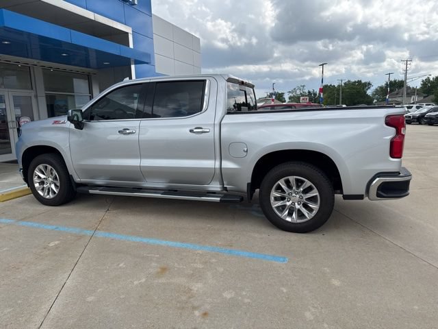 Used 2021 Chevrolet Silverado 1500 LTZ w/ LTZ Premium Package AWD/4WD image 2