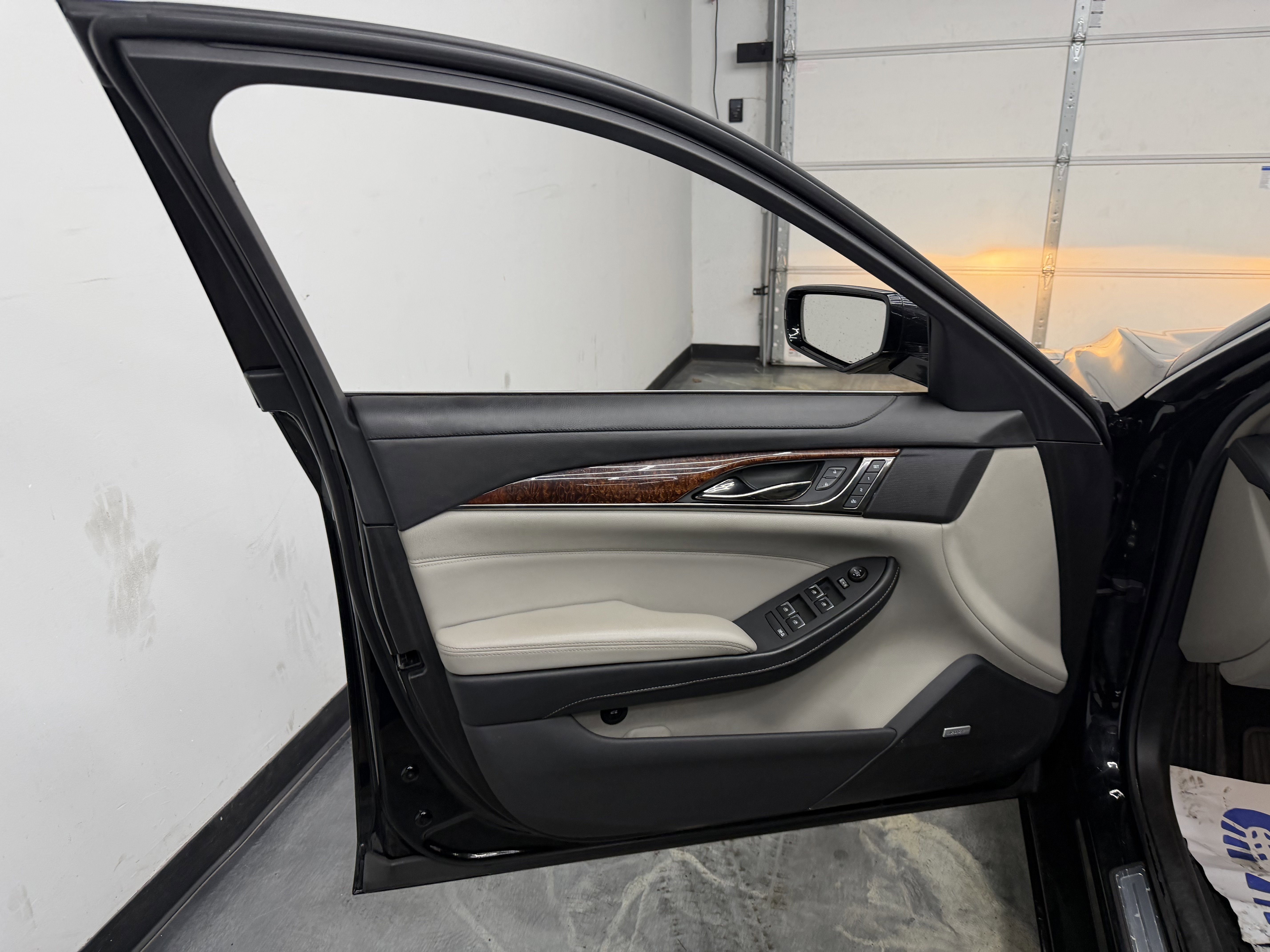 Used 2016 Cadillac CTS AWD Sedan image 11