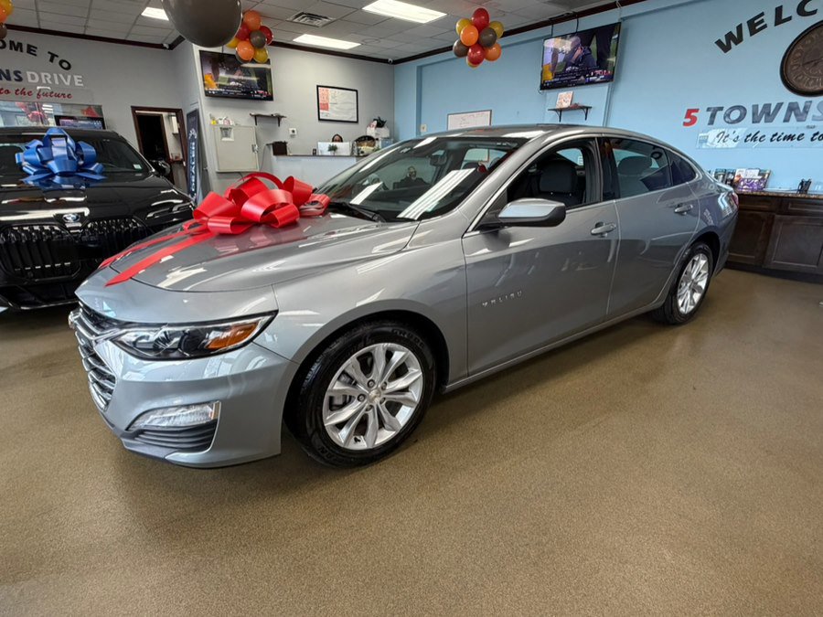 Used 2024 Chevrolet Malibu LT image 3